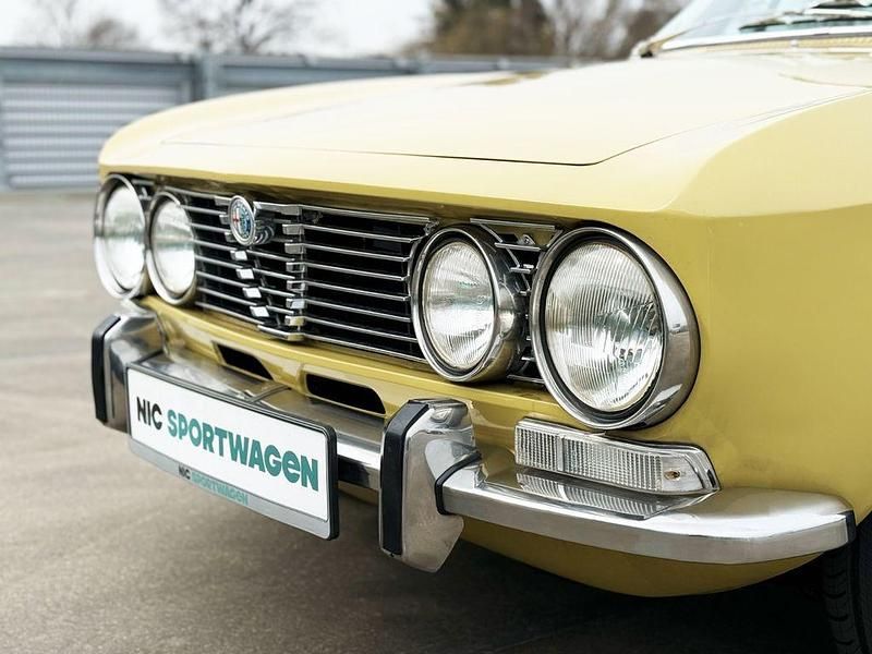 Gebraucht Alfa Romeo 2000 Veloce 131 PS (96 kW) 1975 Gelb Coupé
