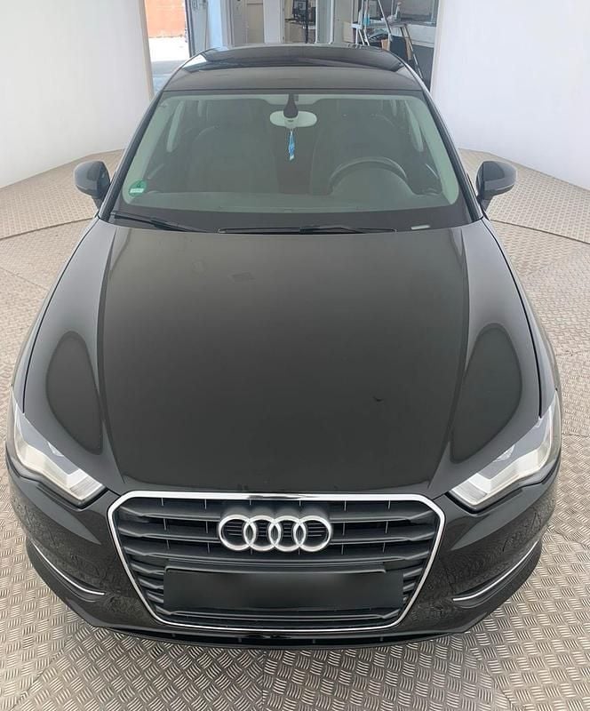Schwarz Gebraucht 2013 Audi A3 Limousine | 8.700 € (Superpreis) - Bild 1/4