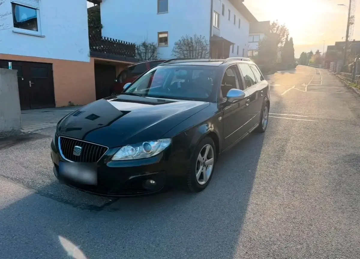 Gebraucht Seat Exeo 143 PS (105 kW) 2011 Schwarz Kombi