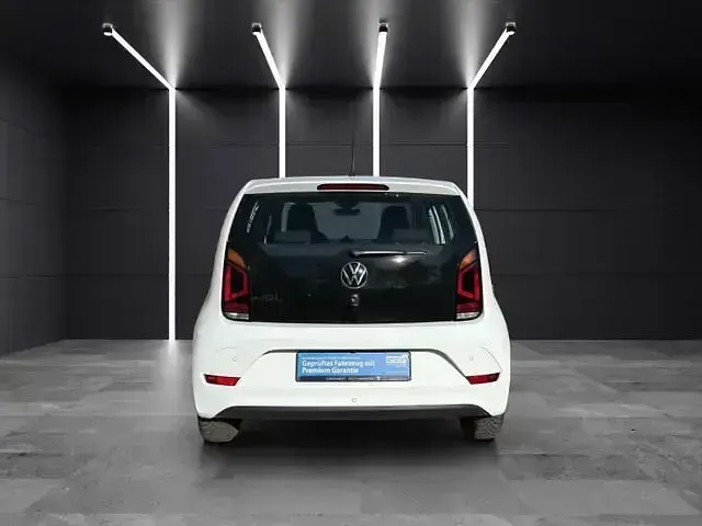 Usado VW up! 65 HP (47 kW) 2022 Branco Citadino