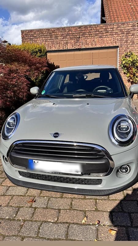 Grau Gebraucht 2020 Mini ONE Kleinwagen | 18.000 € (Fairer Preis) - Bild 1/4