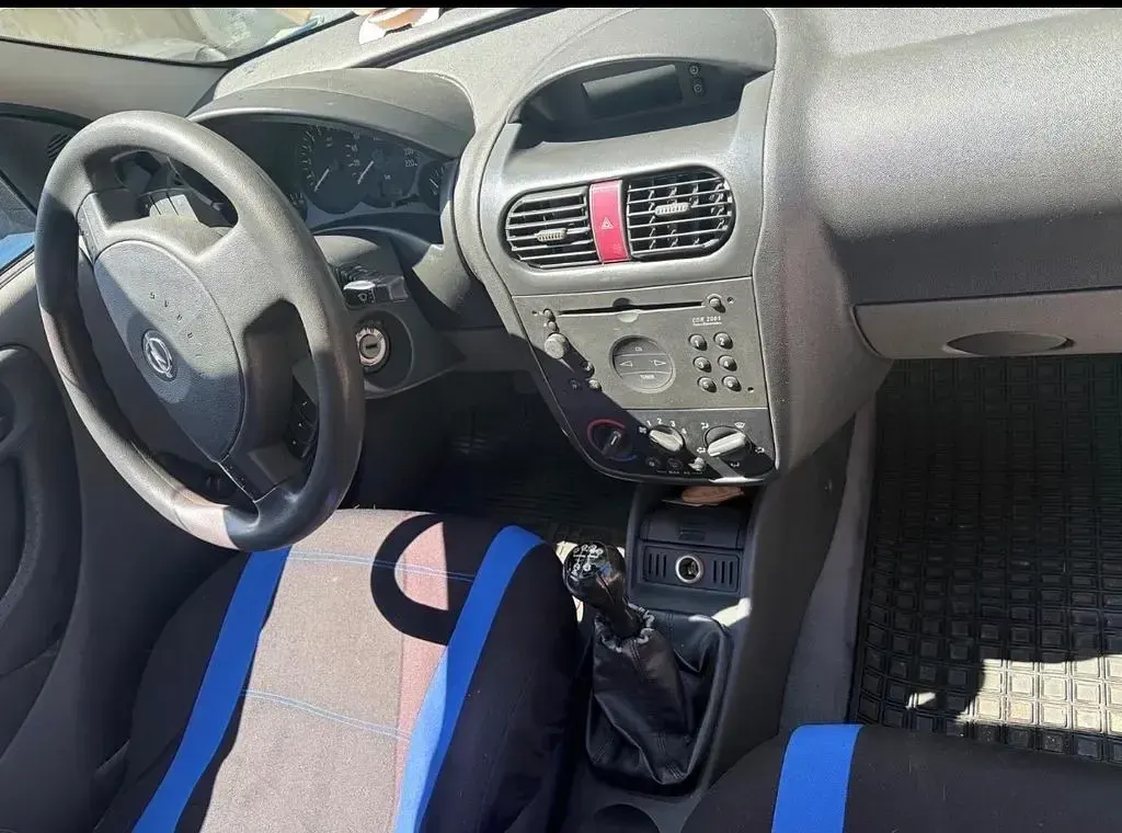 Gebraucht Opel Corsa 75 PS (55 kW) 2002 Blau Kleinwagen