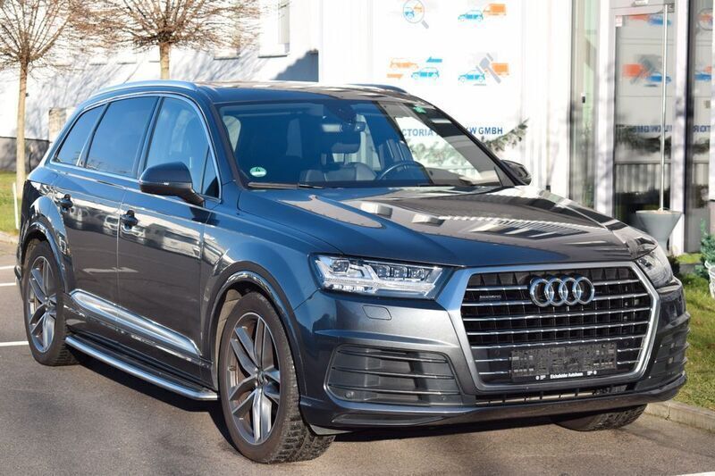 Grau Gebraucht 2016 Audi Q7 S-Line SUV | 39.900 € (Etwas zu teuer) - Bild 1/4