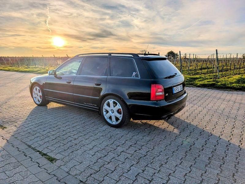 Gebraucht Audi S4 Sport 265 PS (194 kW) 2000 Schwarz Kombi