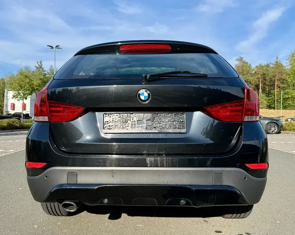 Gebraucht BMW X1 Sport Line 143 PS (105 kW) 2012 Schwarz SUV
