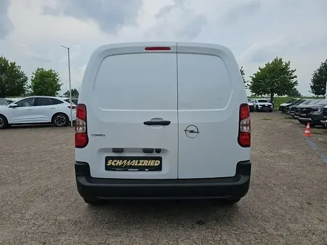 Neu Opel Combo 110 PS (80 kW) 2026 Weiß Van / Kleinbus
