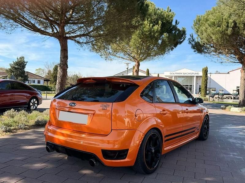 Gebraucht Ford Focus ST 300 PS (220 kW) 2006 Orange Limousine