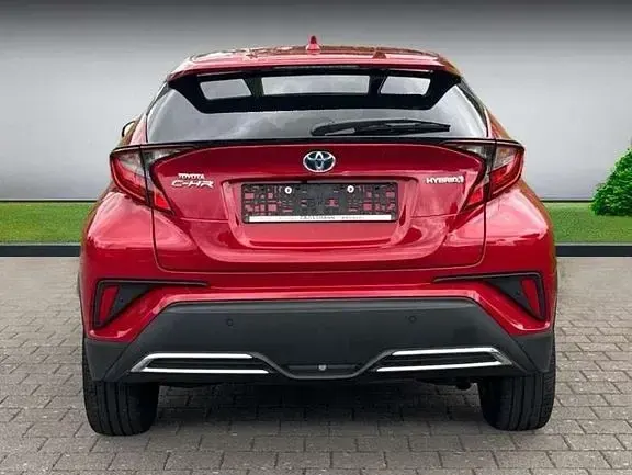 Gebraucht Toyota C-HR Basis 184 PS (135 kW) 2022 Karminarot metallic SUV