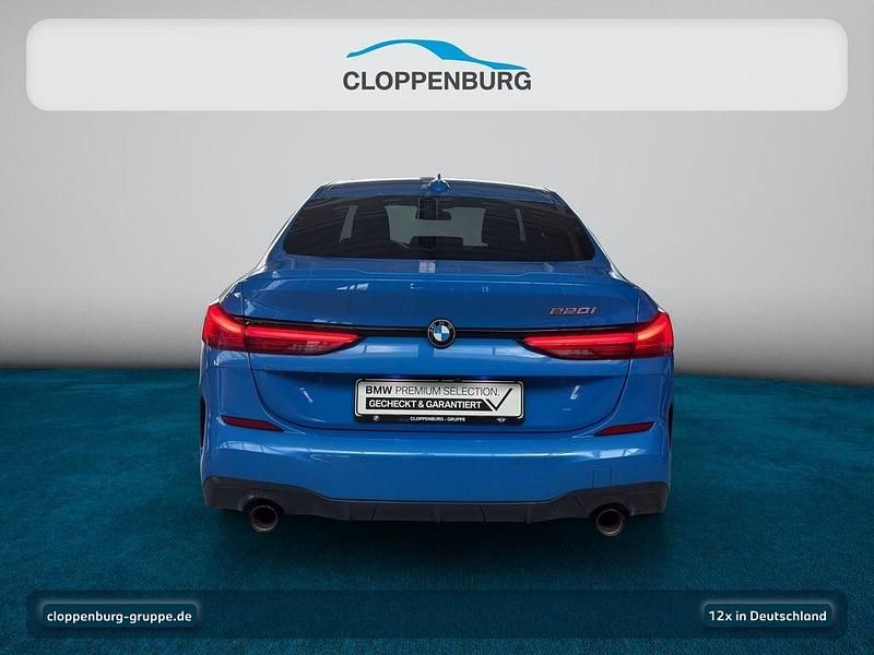 Gebraucht BMW 220 M Sport 178 PS (130 kW) 2021 M misano blau Coupé