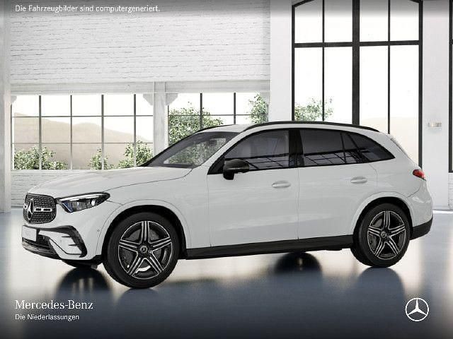 Weiß Gebraucht 2024 Mercedes GLC200 AMG SUV | 53.990 € (Fairer Preis) - Bild 1/2