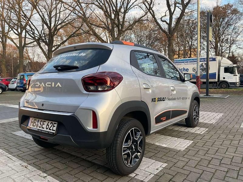 Gebraucht Dacia Spring Essentiel 33 kW (45 PS) 2023 Othercolor Kleinwagen