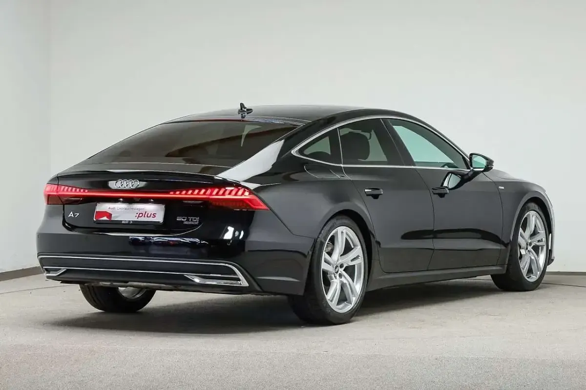 Gebraucht Audi A7 S-Line 286 PS (210 kW) 2022 Mythosschwarz metallic Limousine