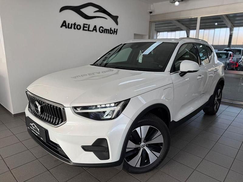 Gebraucht Volvo XC40 211 PS (155 kW) 2022 Weiß SUV