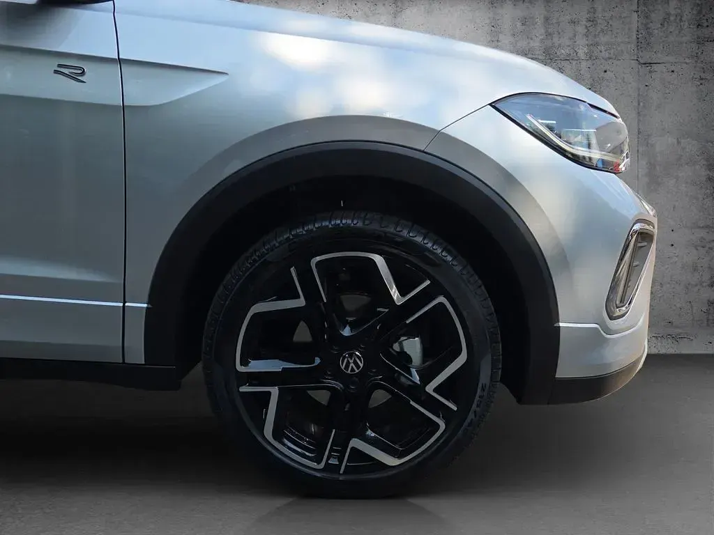 Neu VW T-Cross R-line 116 PS (85 kW) 2026 Silber SUV