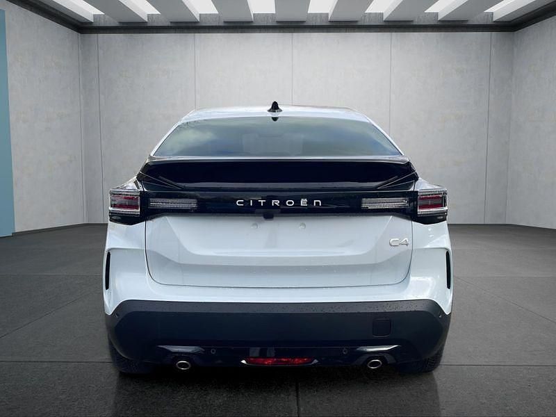 Neu Citroën C4 PureTech 131 PS (96 kW) 2025 Weiß Limousine