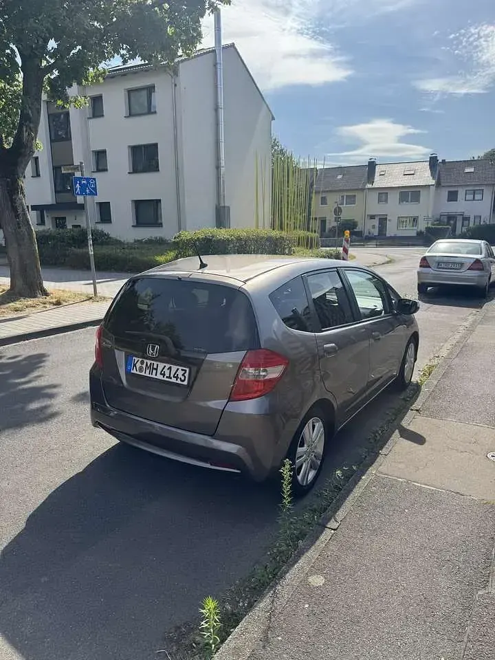 Gebraucht Honda Jazz 99 PS (72 kW) 2013 Braun Kleinwagen