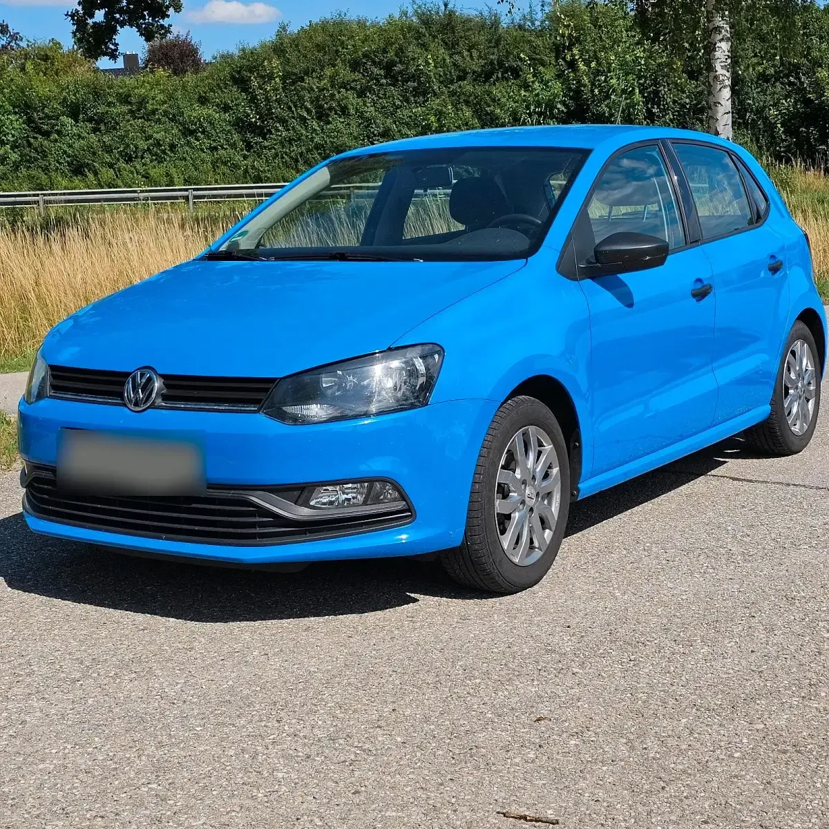 Gebraucht VW Polo 75 PS (55 kW) 2015 Blau Kleinwagen