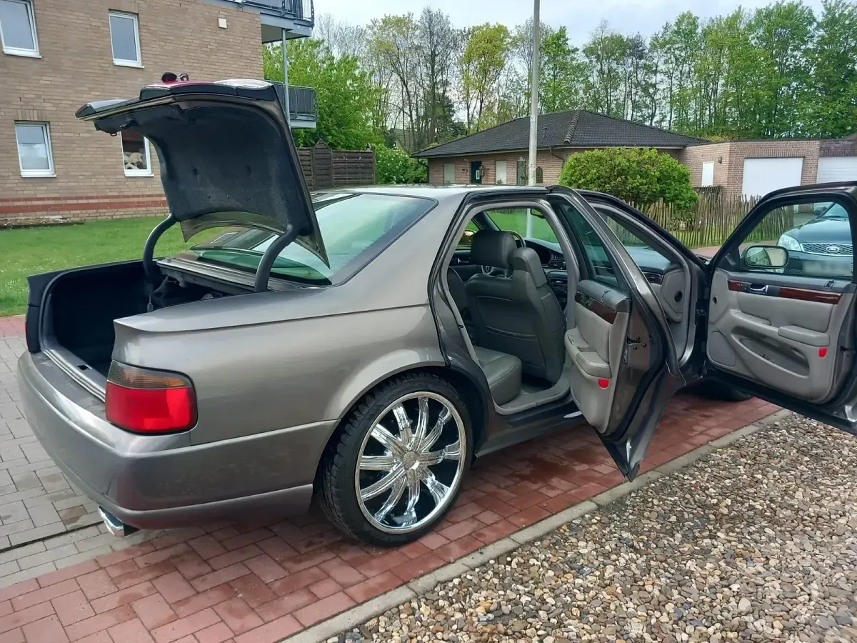 Gebraucht Cadillac STS 305 PS (224 kW) 1999 Grau Limousine