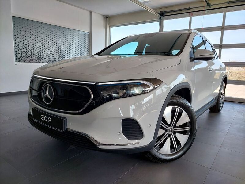 Gebraucht Mercedes EQA250 Electric Art 139 kW (190 PS) 2024 Digitalweiss  metalliclack SUV