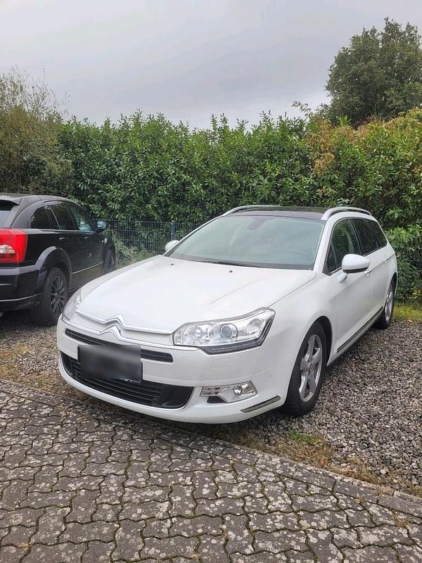 Weiß Gebraucht 2013 Citroën C5 Kombi | 7.500 € (Fairer Preis) - Bild 1/4