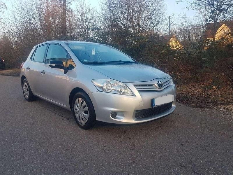 Gebraucht 2010 Toyota Auris Limousine | 3.700 € (Guter Preis) - Bild 1/4