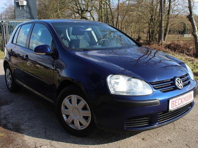 Gebraucht VW Golf IV Trendline 75 PS (55 kW) 2006 Shadow blue metallic Kleinwagen