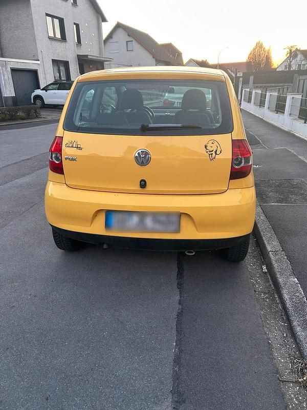 Gebraucht VW Fox 55 PS (40 kW) 2006 Gelb Kleinwagen