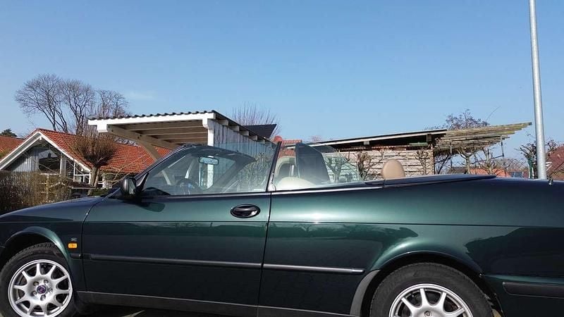 Occasion Saab 9-3 Cabriolet 131 ch (96 kW) 1999 Vert Cabriolet