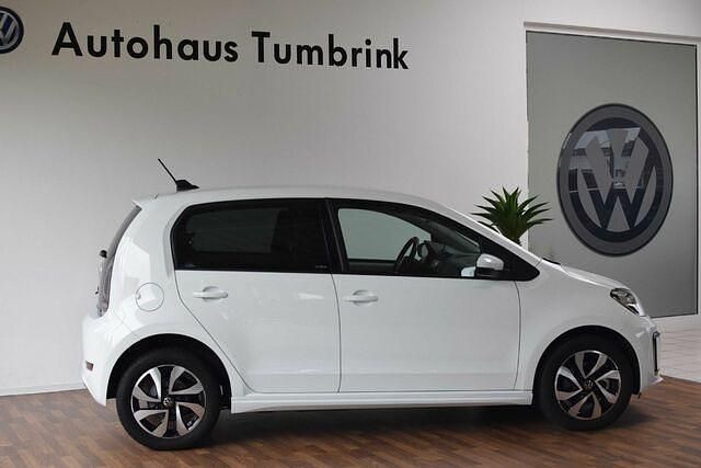 Gebraucht VW e-up! Active 61 kW (83 PS) 2021 Pure white Kleinwagen