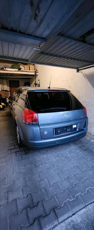 Grau Gebraucht 2005 Opel Signum Kleinwagen | 1.150 € (Guter Preis) - Bild 1/4