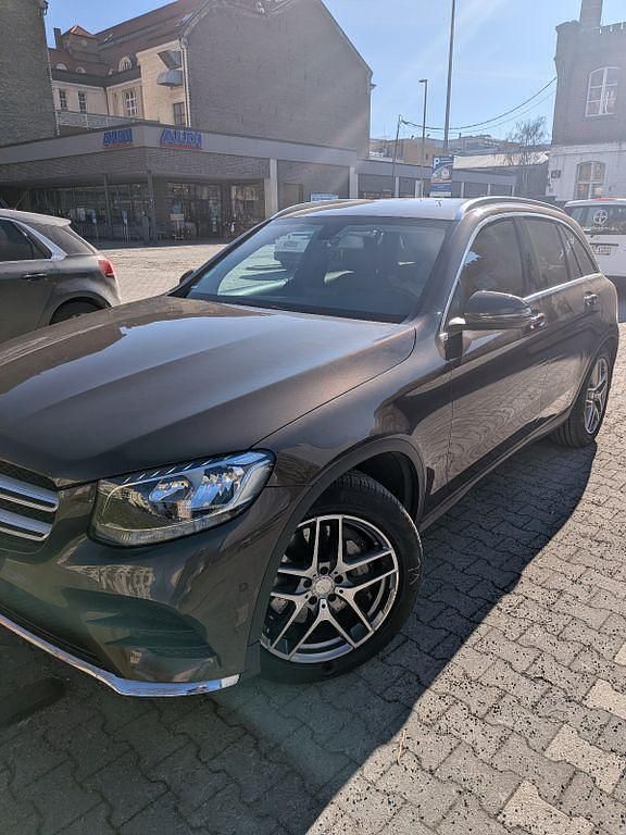 Gebraucht Mercedes GLC250 204 PS (150 kW) 2016 SUV