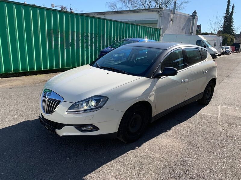 Gebraucht Lancia Delta 120 PS (88 kW) 2008 Schwarz Kleinwagen