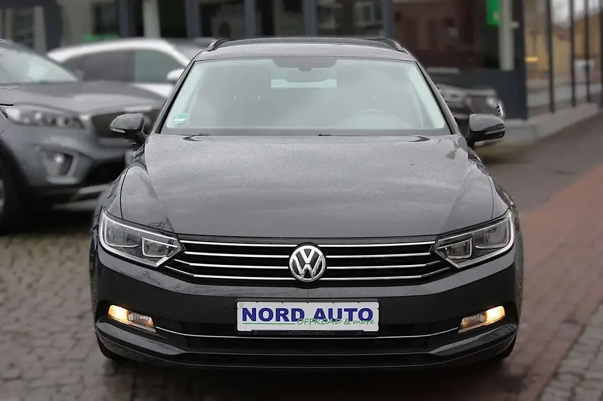 Gebraucht VW Passat 150 PS (110 kW) 2016 Grau Kombi