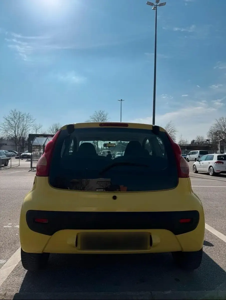 Gebraucht Peugeot 107 69 PS (50 kW) 2007 Gelb Kleinwagen