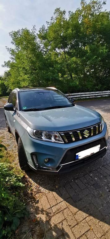 Blau Gebraucht 2019 Suzuki Vitara SUV | 17.500 € (Fairer Preis) - Bild 1/4