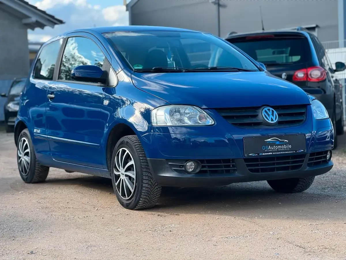 Gebraucht VW Fox 55 PS (40 kW) 2010 Blau Kleinwagen