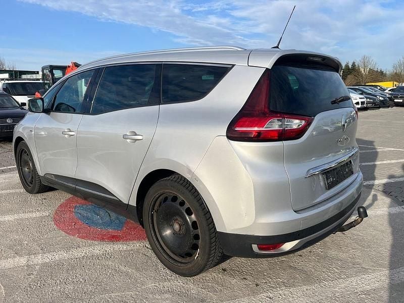 Gebraucht Renault Grand Scénic IV Bose Edition 160 PS (117 kW) 2018 Silber Van / Kleinbus