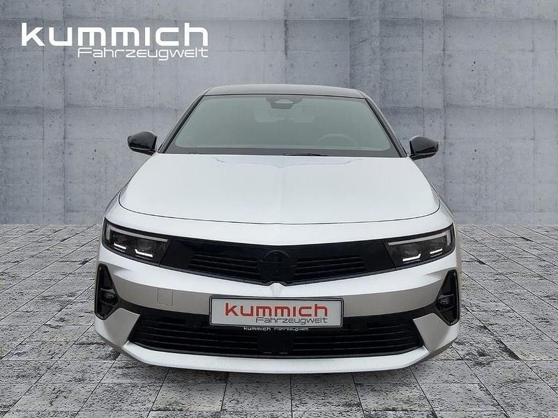 Gebraucht Opel Astra 131 PS (96 kW) 2025 Silber Limousine