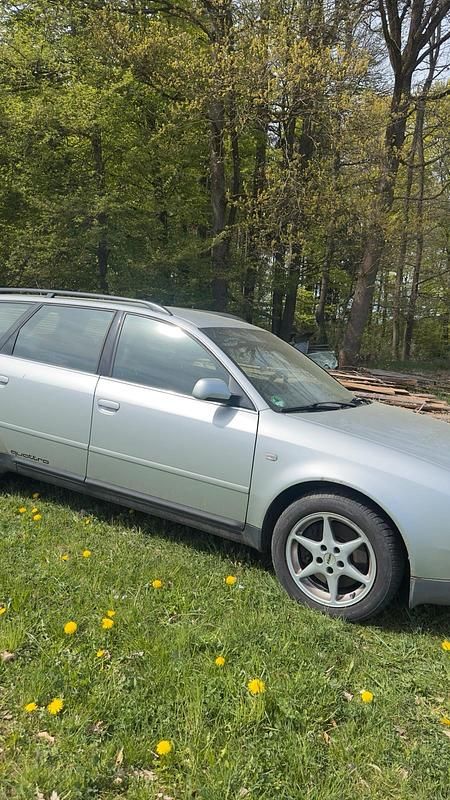 Second-hand Audi A6 180 CP (132 kW) 2000 Argintiu Break