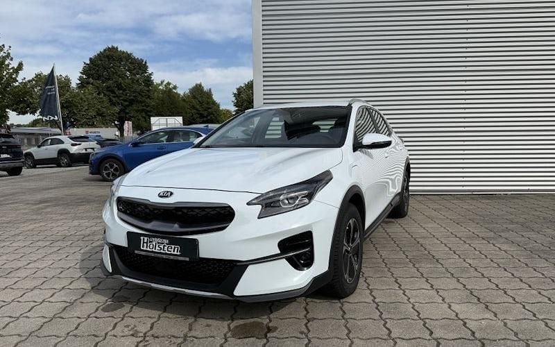 Weiß Gebraucht 2020 Kia XCeed Vision SUV | 16.490 € (Guter Preis) - Bild 1/4