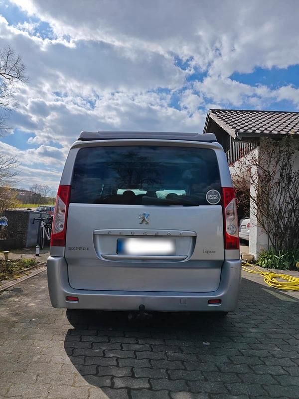 Gebraucht Peugeot TePee 120 PS (88 kW) 2009 Grau Van / Kleinbus