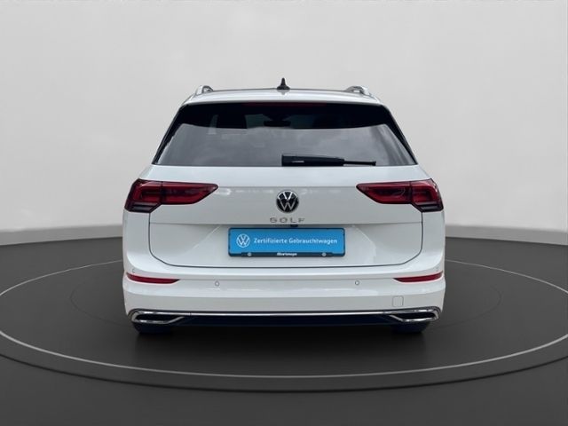 Gebraucht VW Golf VIII Move 150 PS (110 kW) 2023 Pure white Kombi