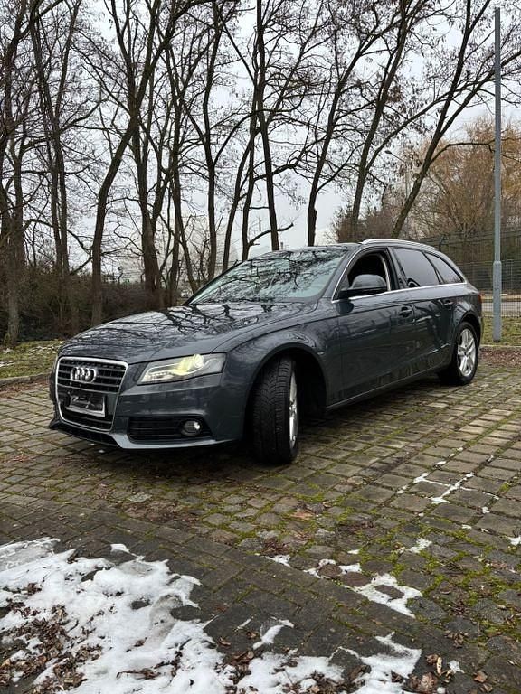 Gebraucht Audi A4 Ambiente 190 PS (139 kW) 2009 Grau Kombi