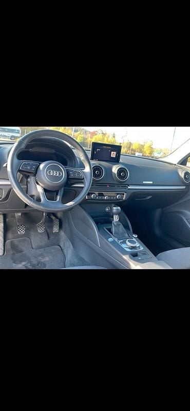 Gebraucht Audi A3 Sportback 116 PS (85 kW) 2020 Kleinwagen