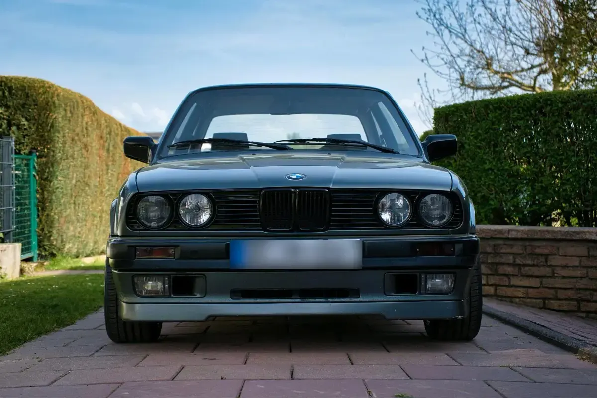 Gebraucht BMW 320 129 PS (94 kW) 1988 Grau Coupé