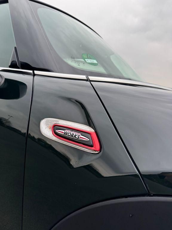 Gebraucht Mini John Cooper Works 231 PS (169 kW) 2020 Grün Kleinwagen