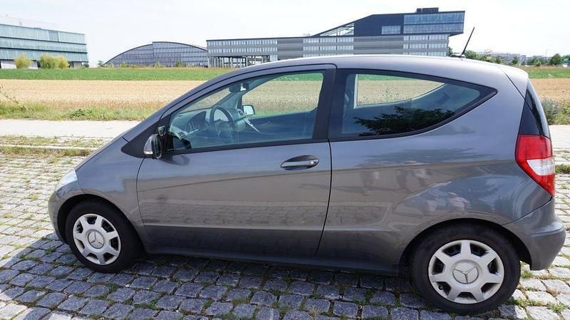 Silber Gebraucht 2008 Mercedes A150 Limousine | 3.300 € (Guter Preis) - Bild 1/4