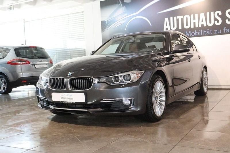 Gebraucht BMW 320 Luxury Line 184 PS (135 kW) 2012 Grau Limousine