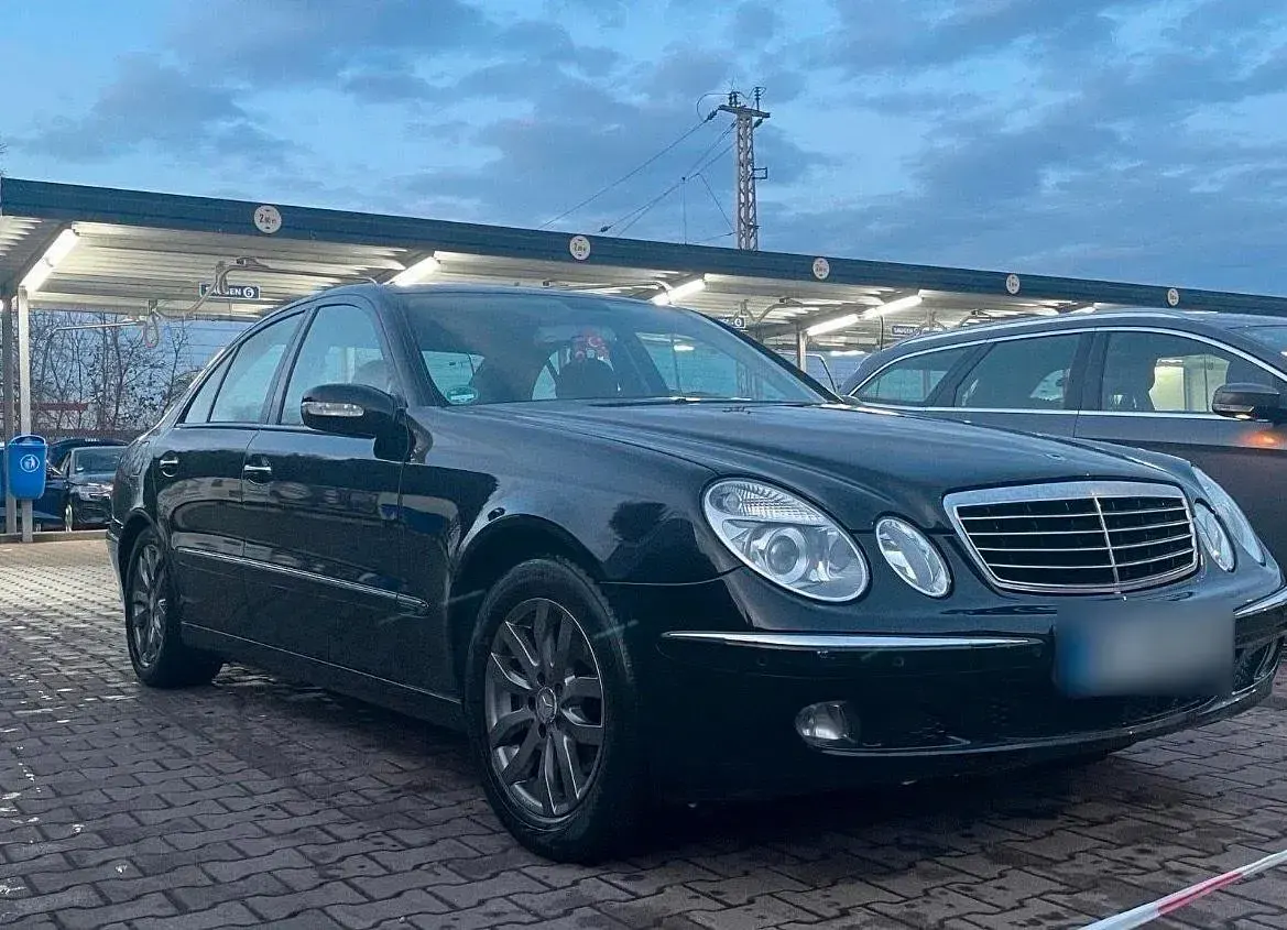 Occasion Mercedes E240 176 ch (129 kW) 2005 Noir Berline
