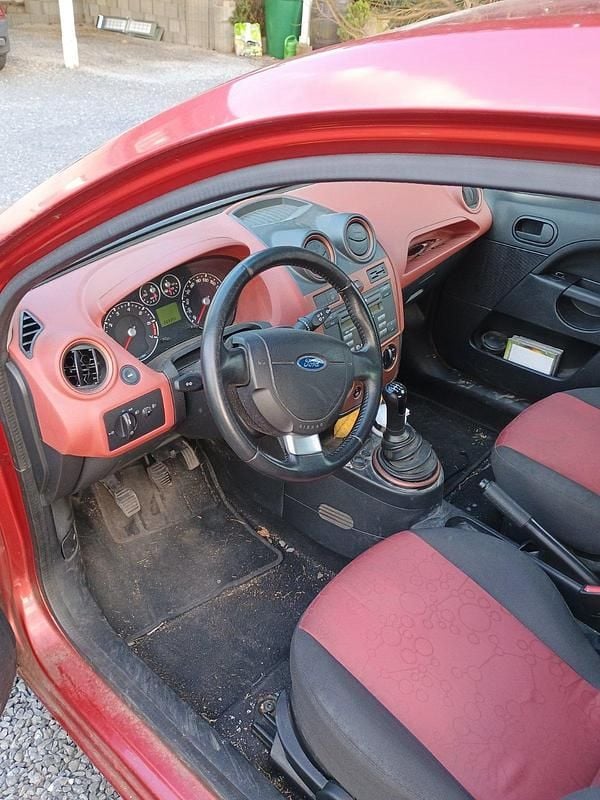 Gebraucht Ford Fiesta 60 PS (44 kW) 2008 Kleinwagen
